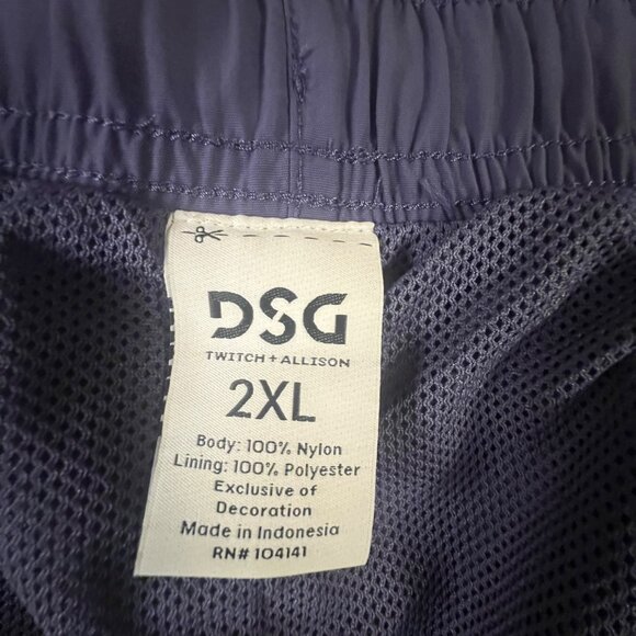 Mens DSG 6" Nylon Lifestyle Shorts Grape Gray 2XL - Picture 3 of 9